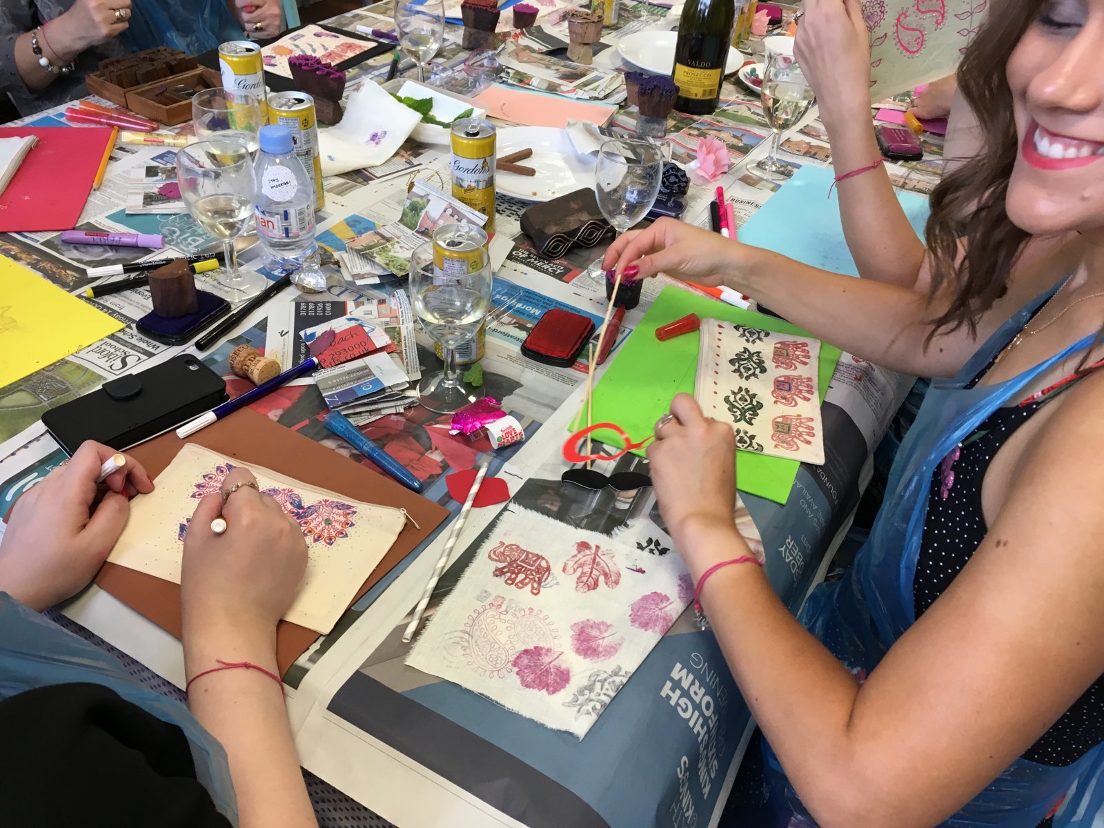 hen party bag decorating